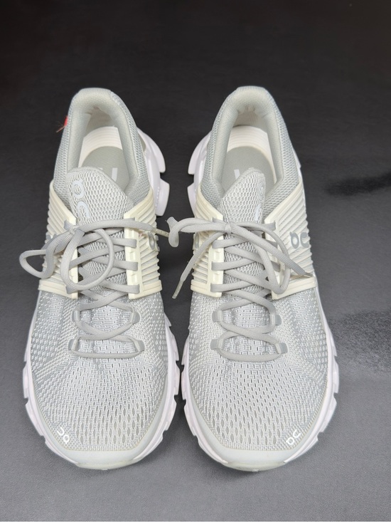 On Running Shoes - On Running Light Gray and White Mesh Trainers